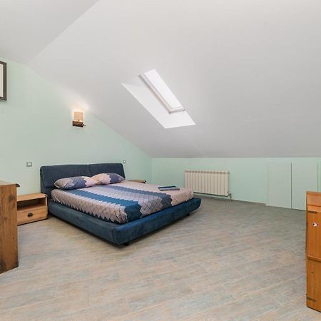 Classical Deribasivska 3-Bedrooms Apartment Odessa Extérieur photo