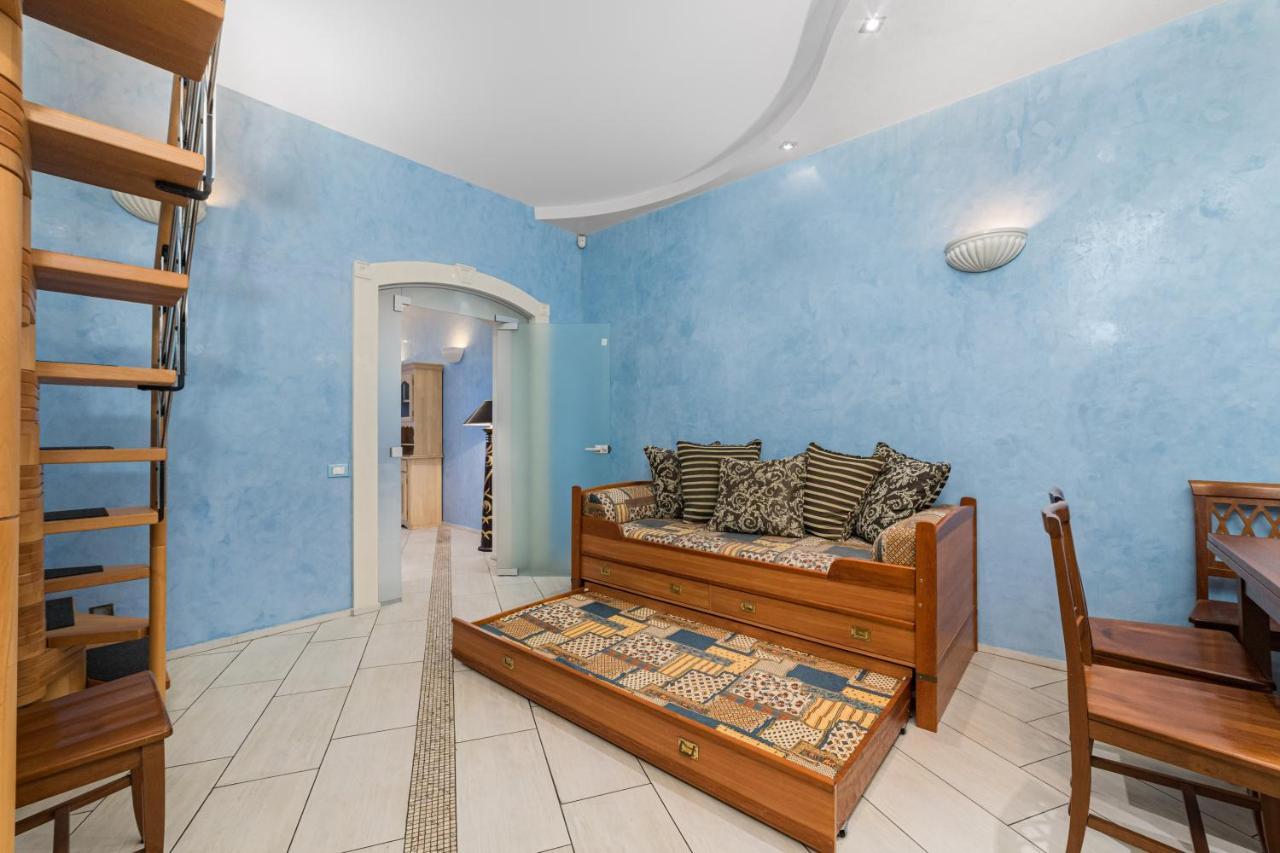 Classical Deribasivska 3-Bedrooms Apartment Odessa Extérieur photo