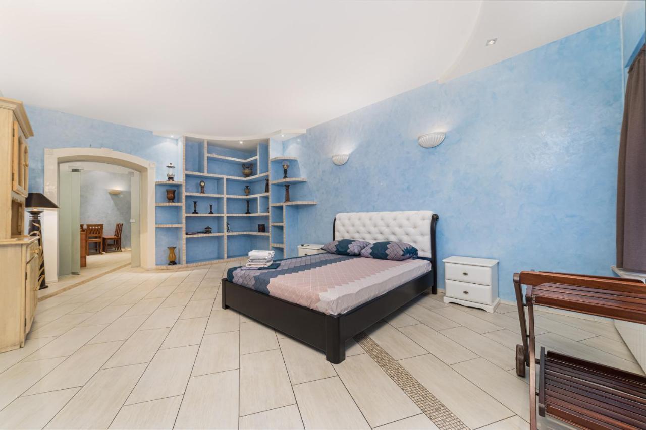 Classical Deribasivska 3-Bedrooms Apartment Odessa Extérieur photo